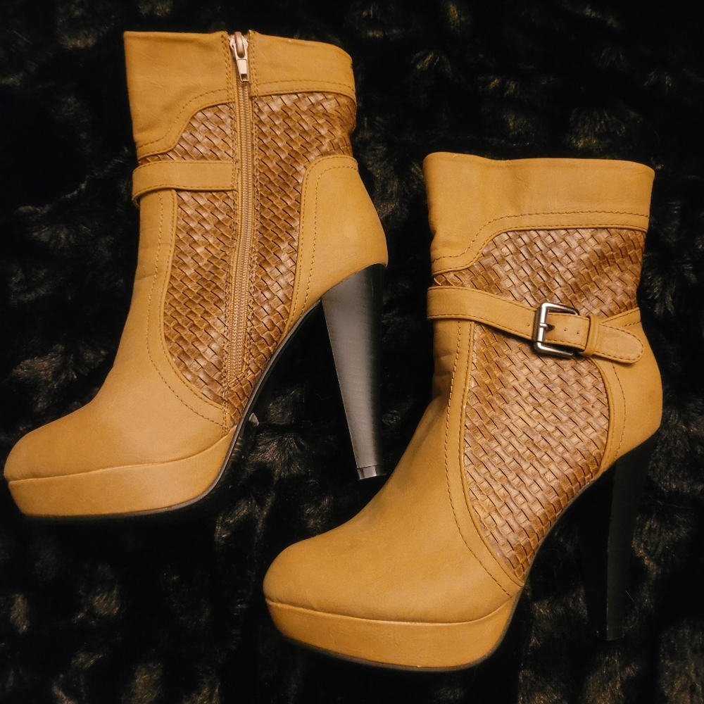 Ankle boot